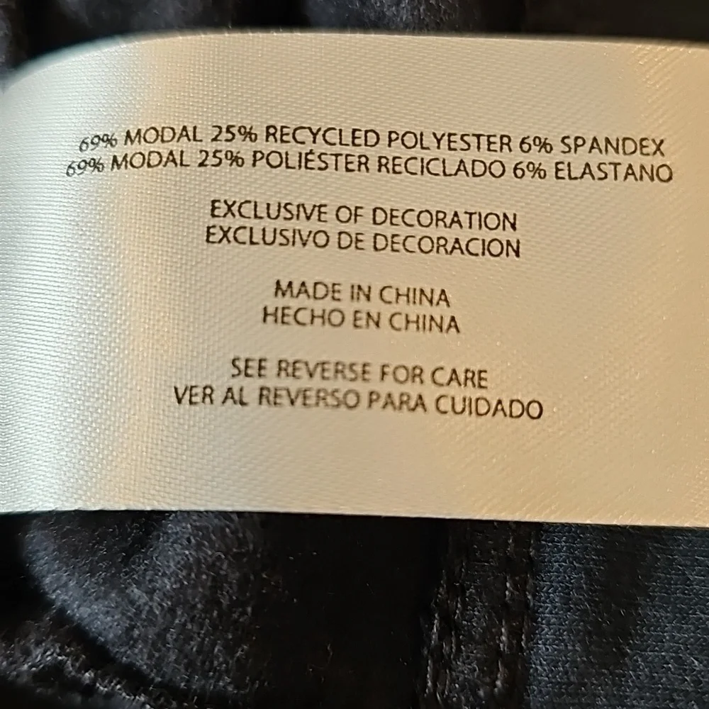 Women's Navy V-Neck Sweatshirt from Orvis - Picture 6 of 7